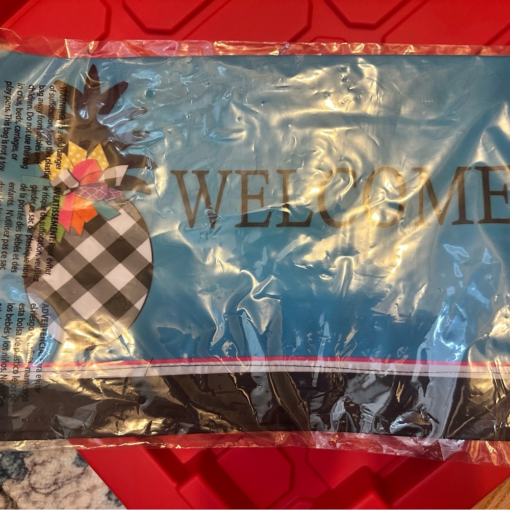 Welcome Plaid Pineapple Mailbox Cover- NEW